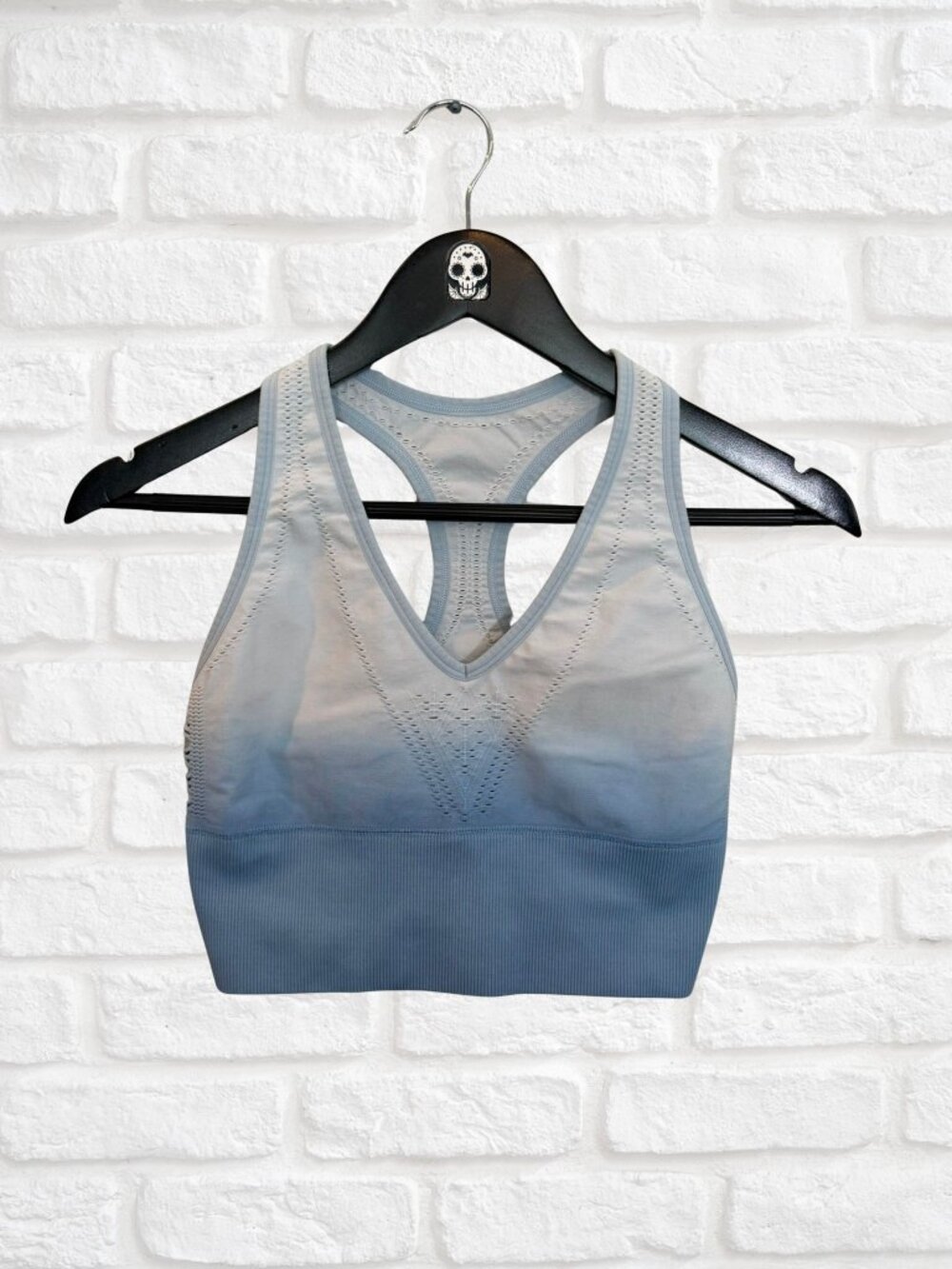PINK Victoria's Secret Blue Ombre Seamless V-Neck Sports Bra